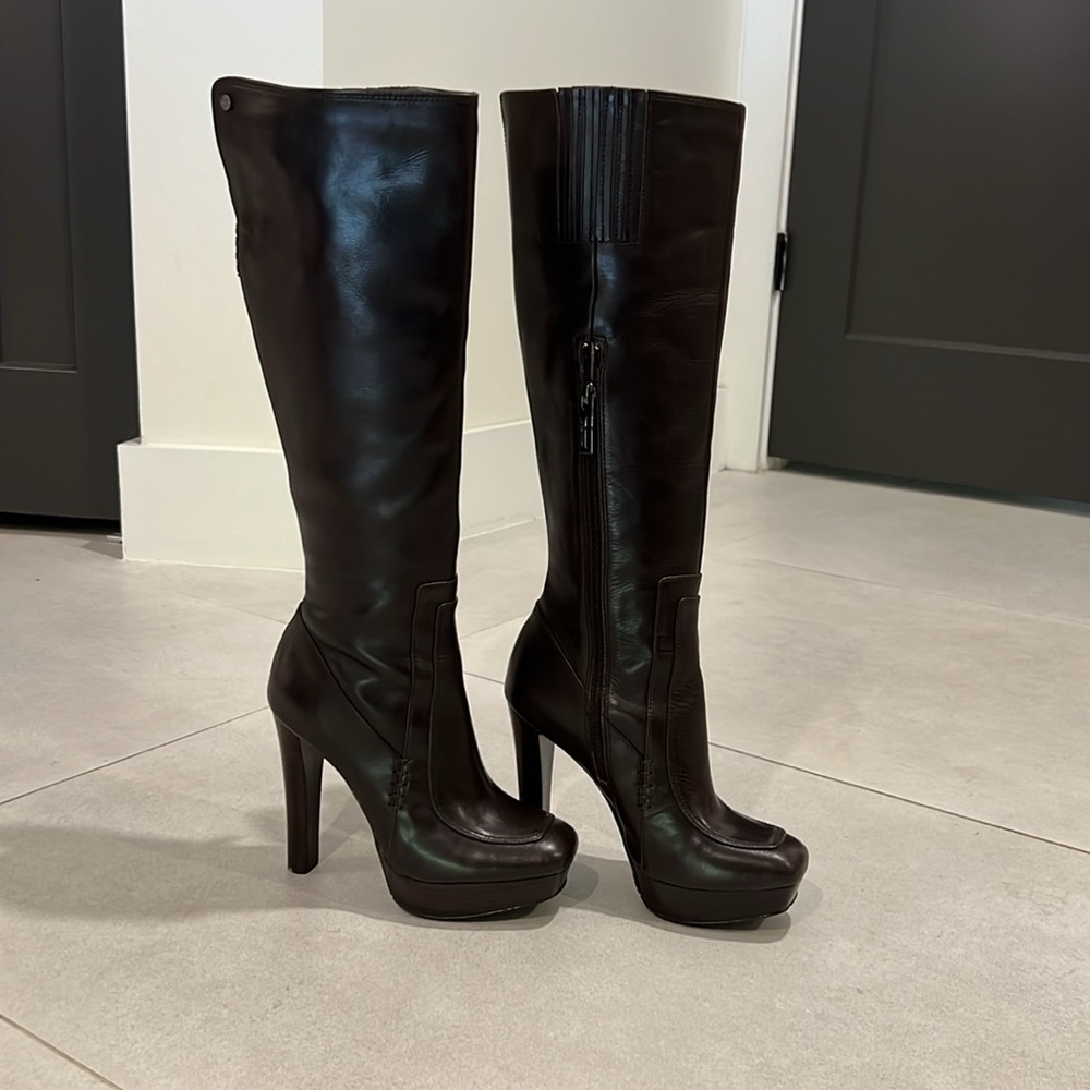 Calvin Klien Boots - Picture 3 of 11